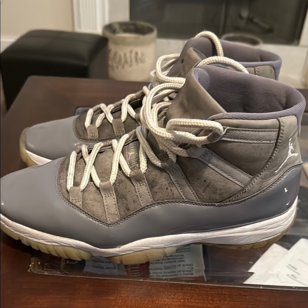 Jordan Gray High-Top Sneakers with White Laces - Picture 4 of 8